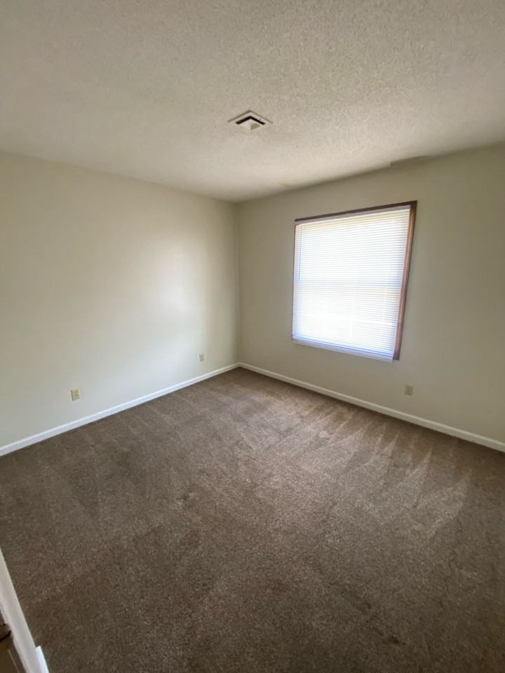 273 Keystone Dr - Photo 7 of 7