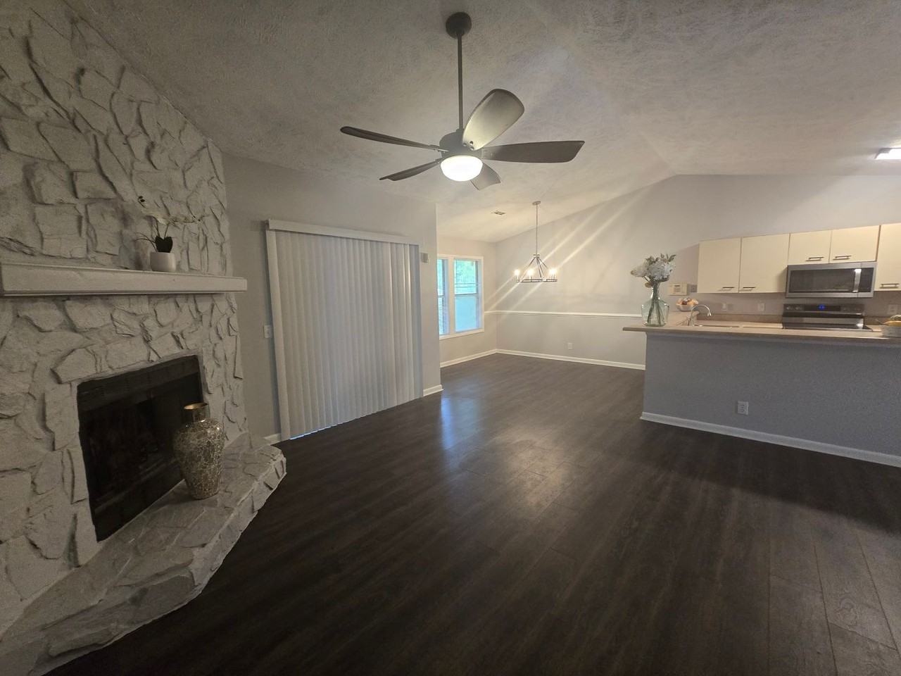 6764 Willowbrook Dr - Photo 2 of 14