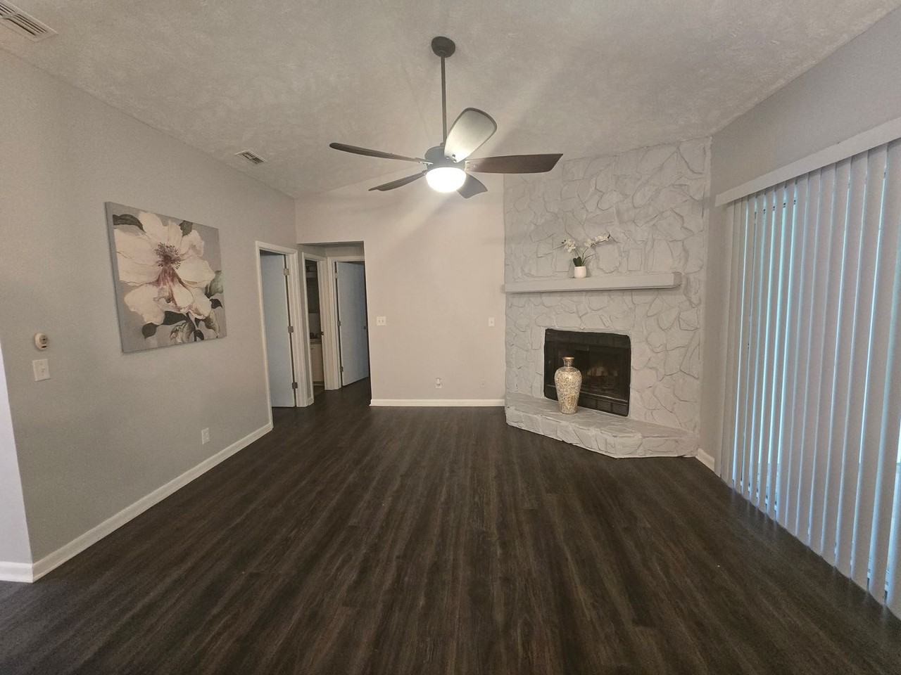 6764 Willowbrook Dr - Photo 3 of 14