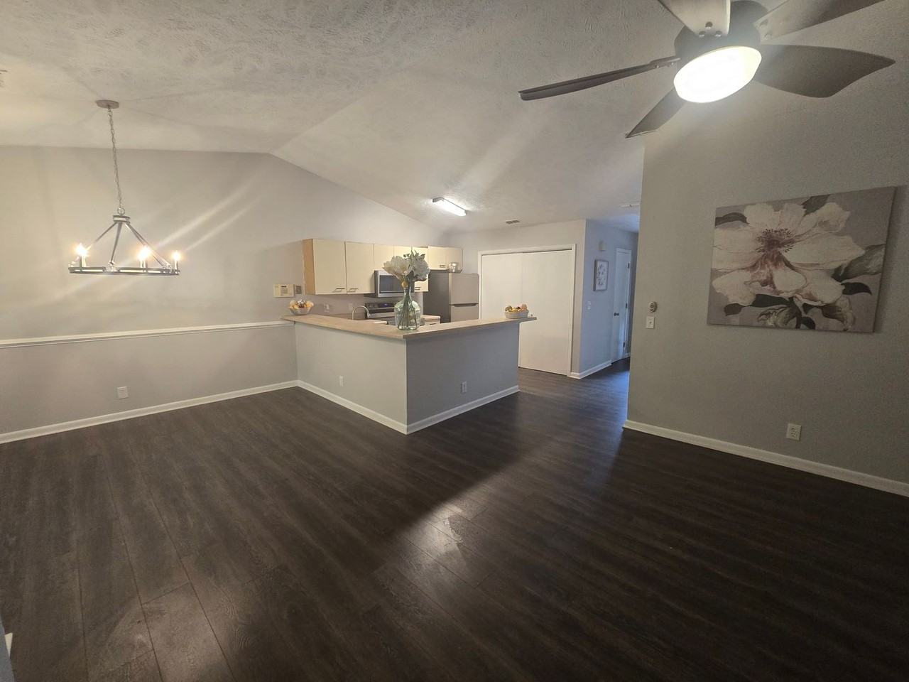 6764 Willowbrook Dr - Photo 4 of 14
