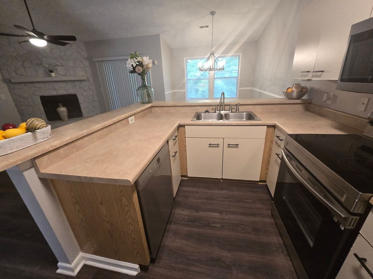 6764 Willowbrook Dr - Photo 6 of 14
