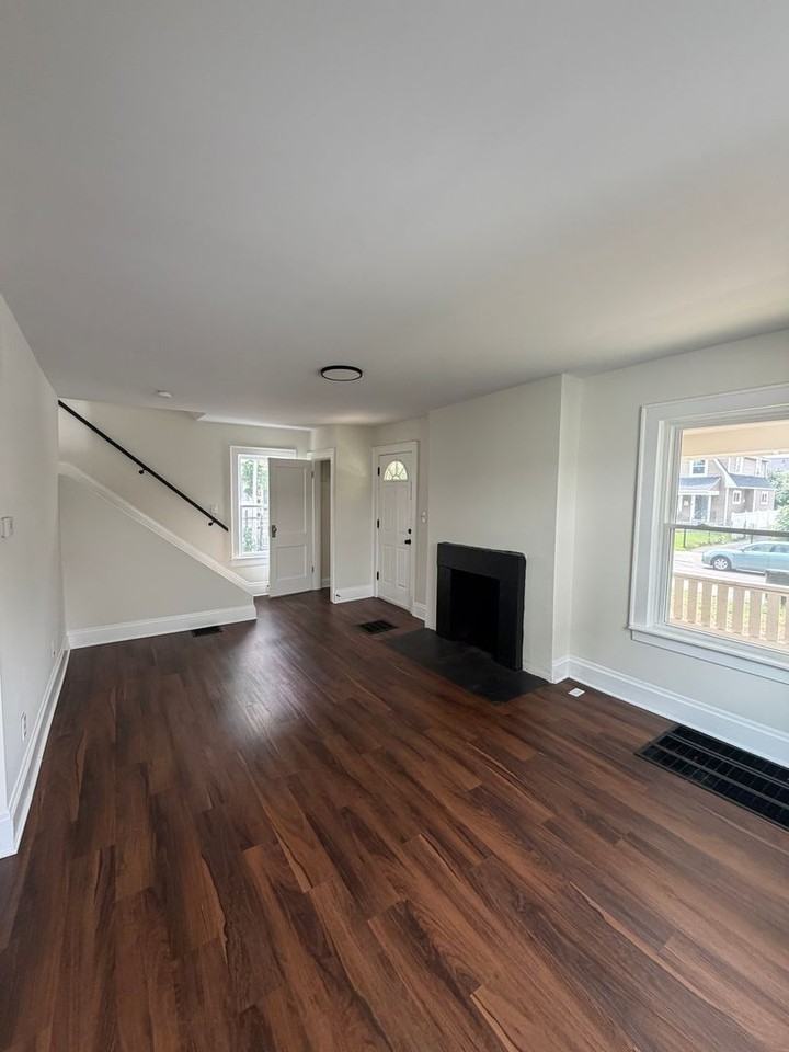 1202 E 20th Ave - Photo 3 of 20