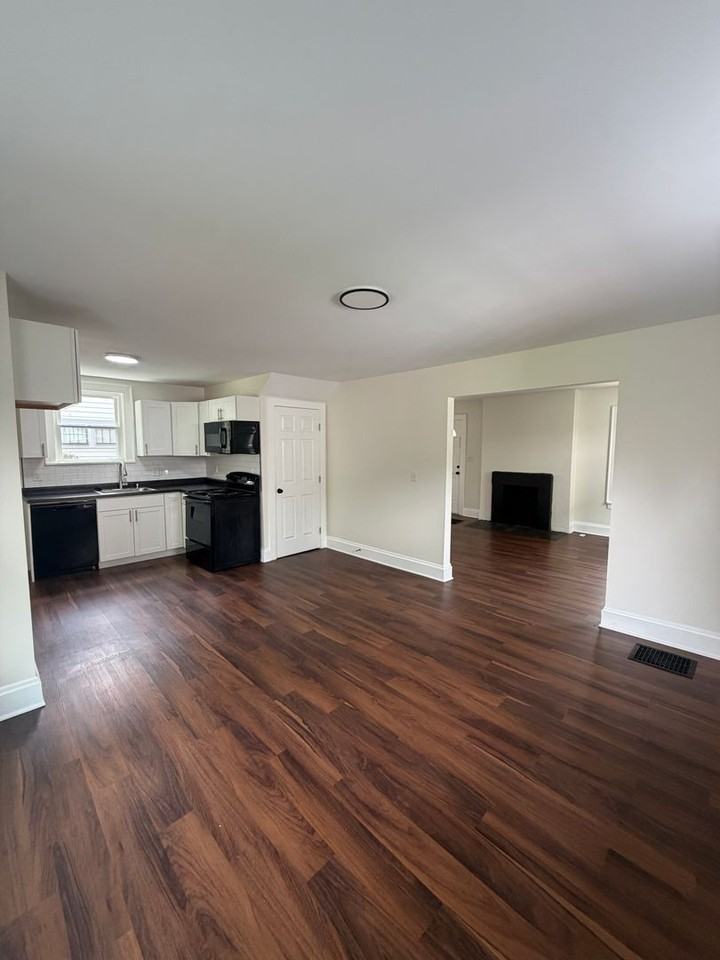 1202 E 20th Ave - Photo 6 of 20