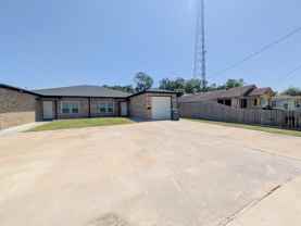 2925 Pecos St - Photo 1 of 1