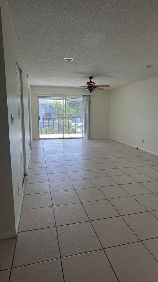 905 Southridge Rd #204A