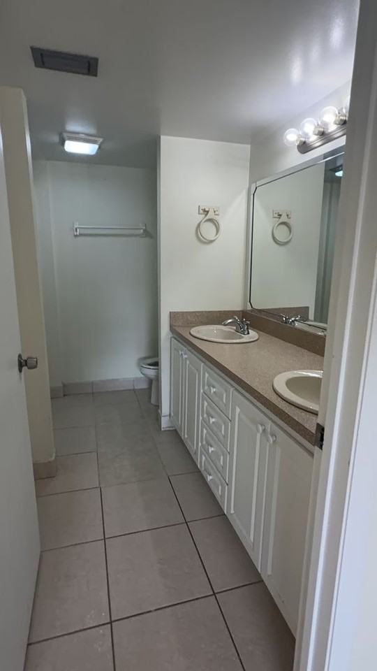 905 Southridge Rd #204A - Photo 2 of 15