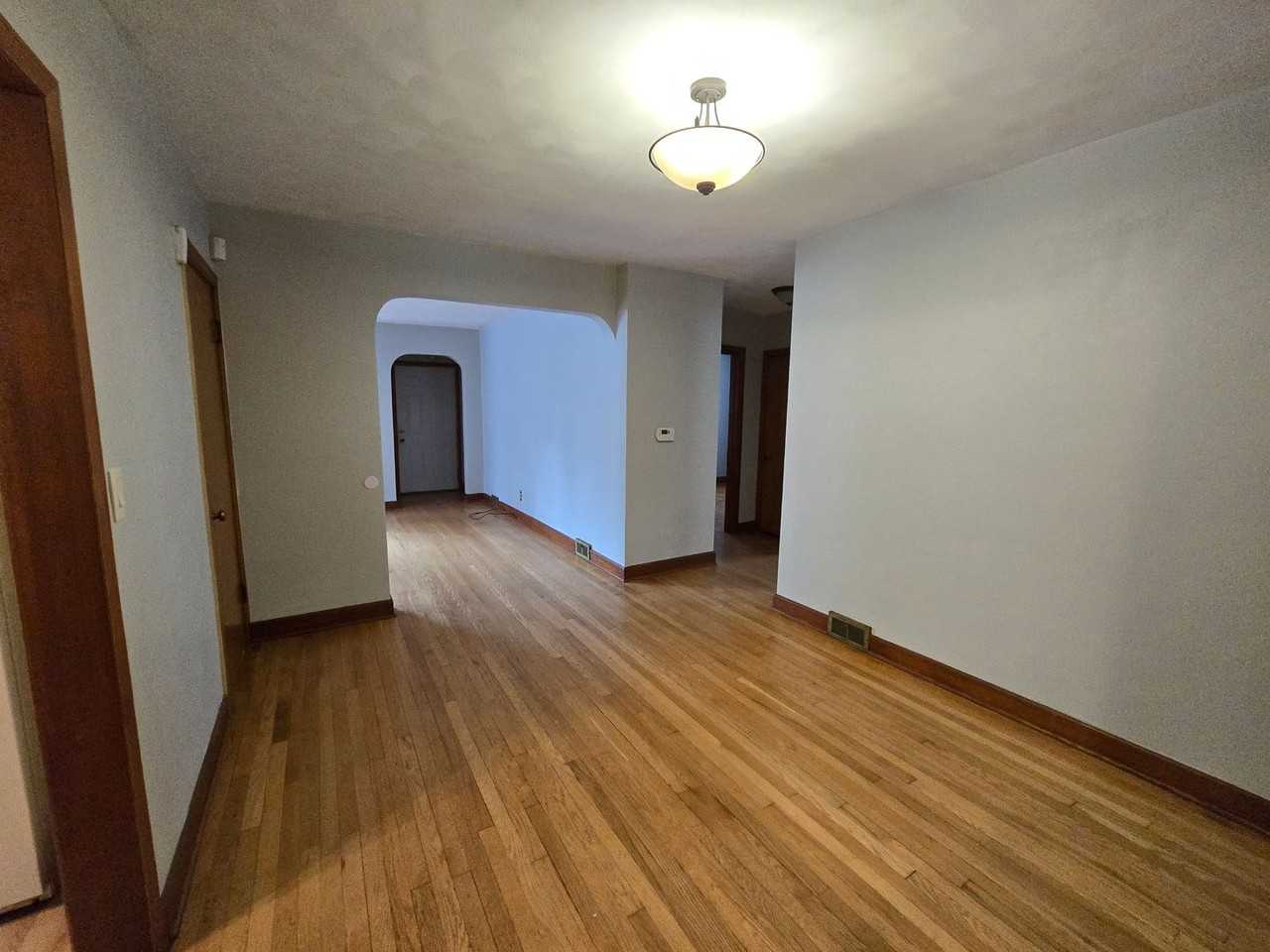 804 W Lombard St - Photo 5 of 11