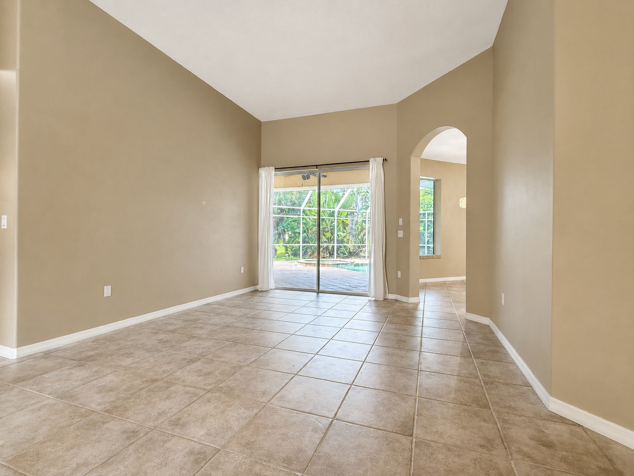 4625 Sweetmeadow Cir - Photo 5 of 44