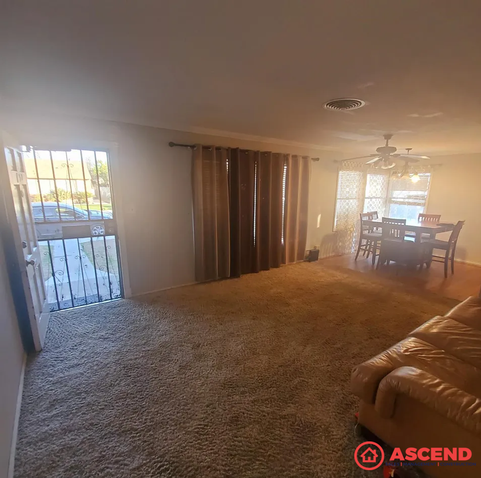 137 U St - Photo 3 of 7