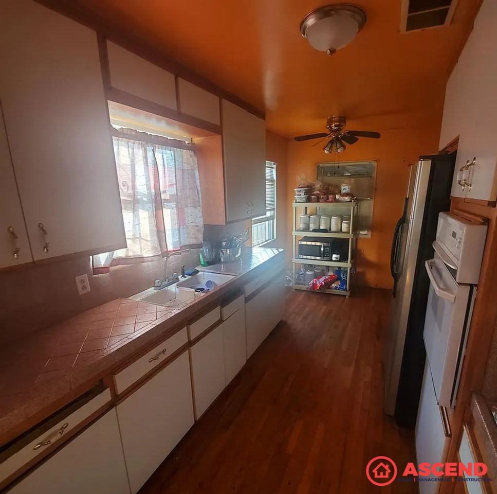 137 U St - Photo 5 of 7