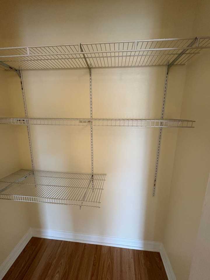 13168 Lexington Summit St - Photo 3 of 33