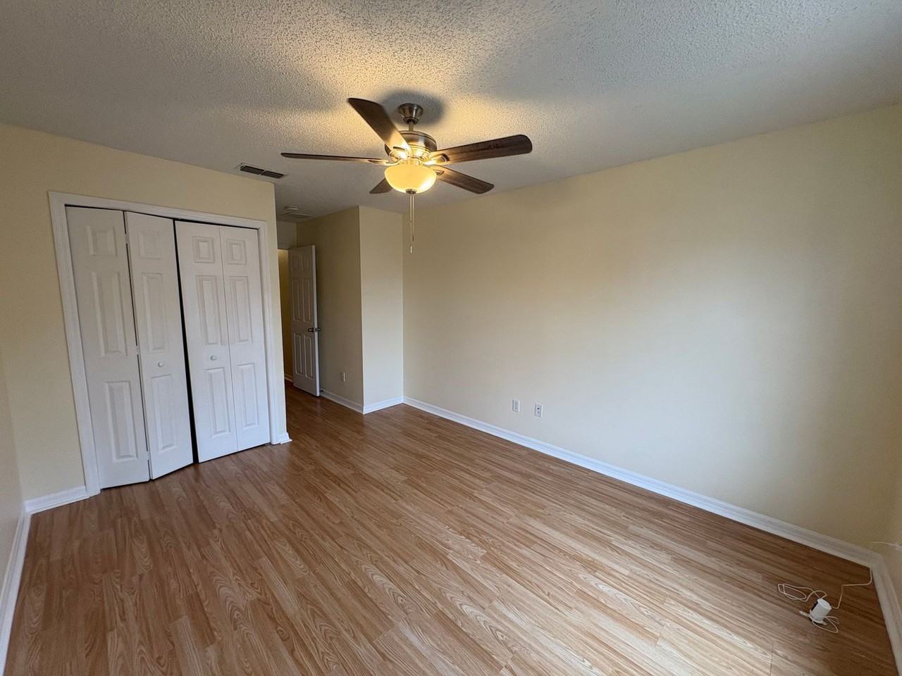 13168 Lexington Summit St - Photo 4 of 33