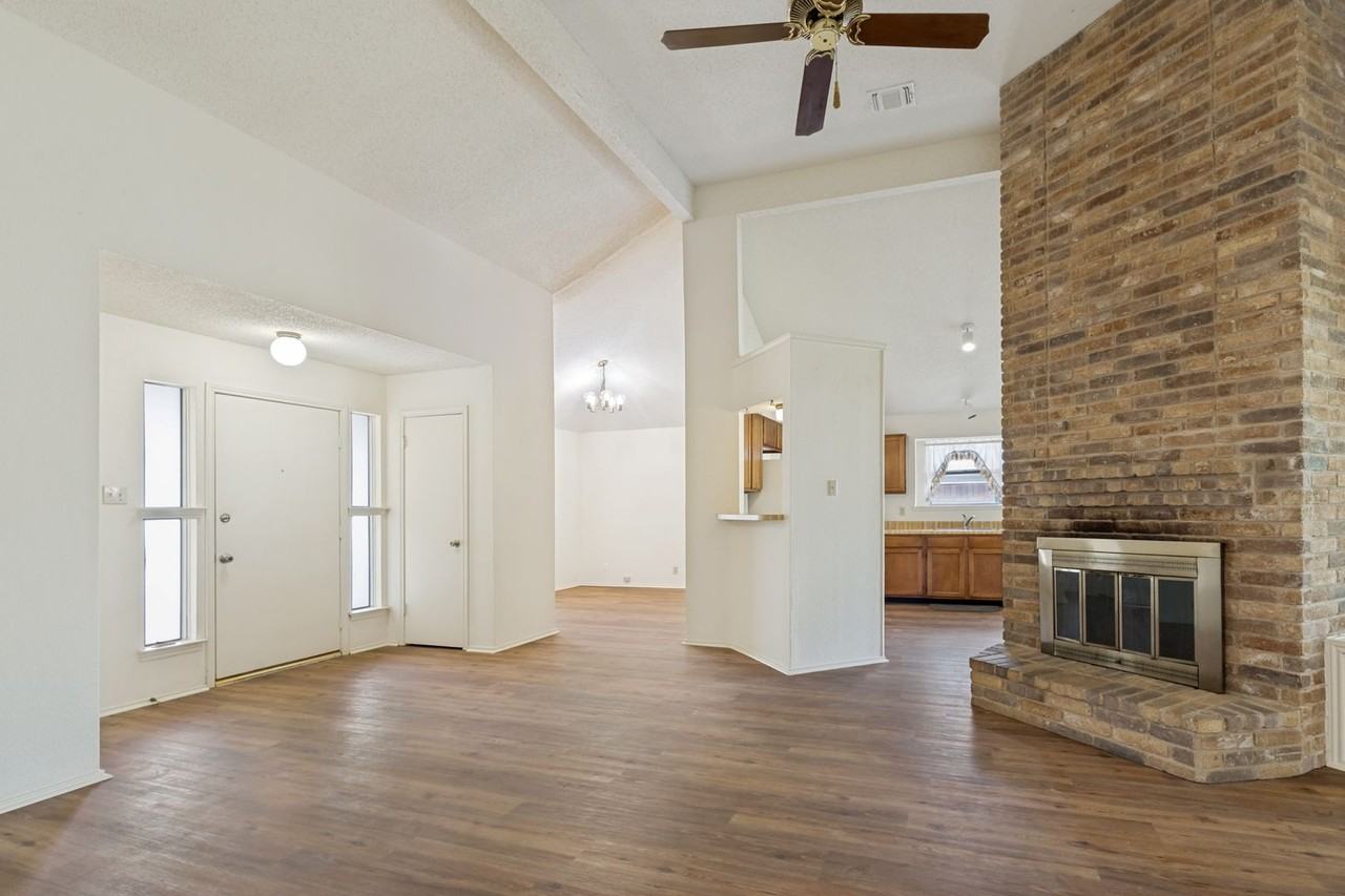 7803 Forest Rnch - Photo 6 of 25