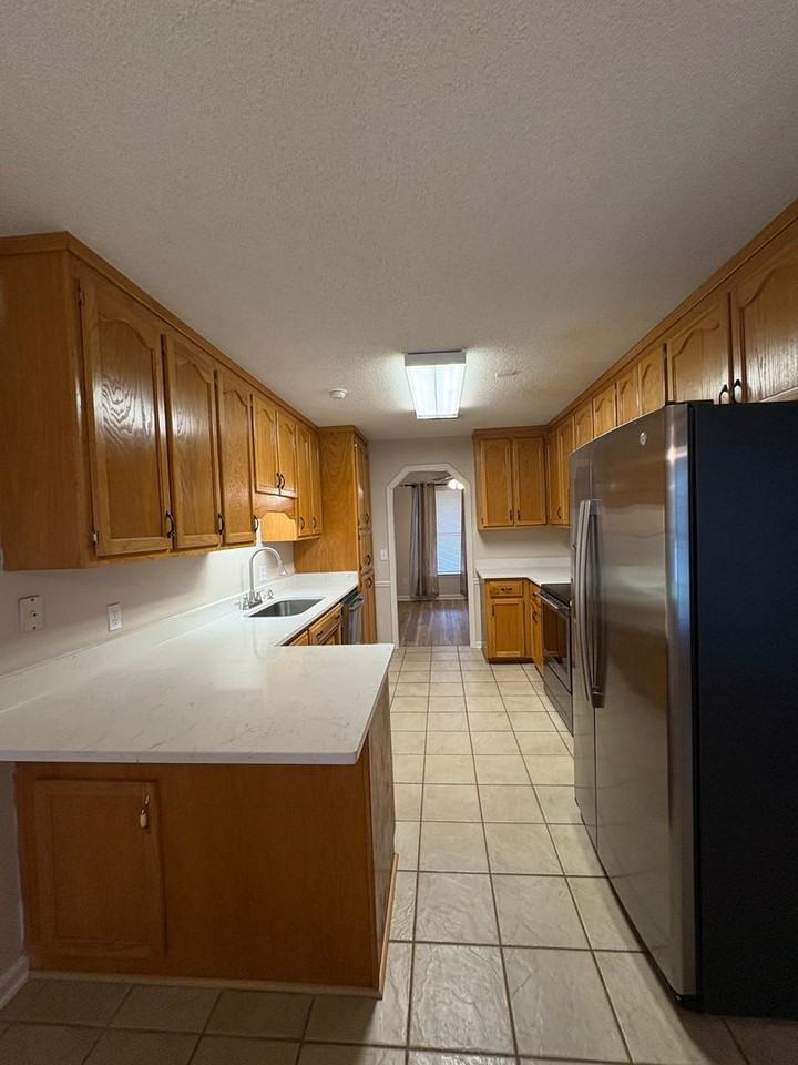 122 Palisades Dr - Photo 5 of 15