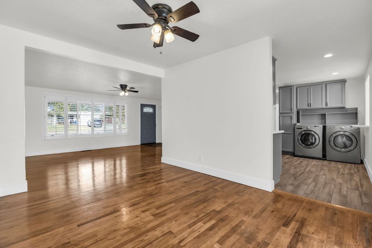 1473 N 200 W - Photo 7 of 31