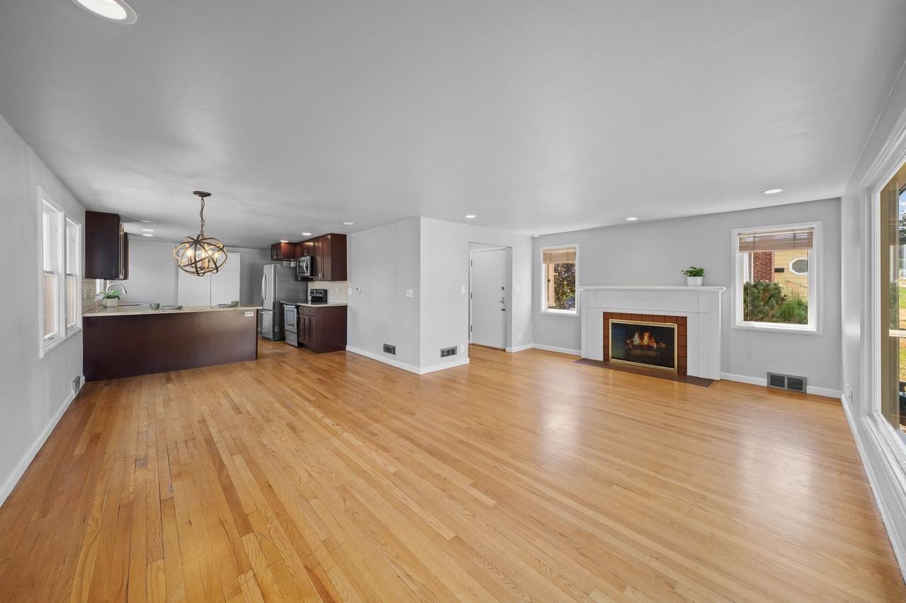 4810 N 25th St - Photo 5 of 41