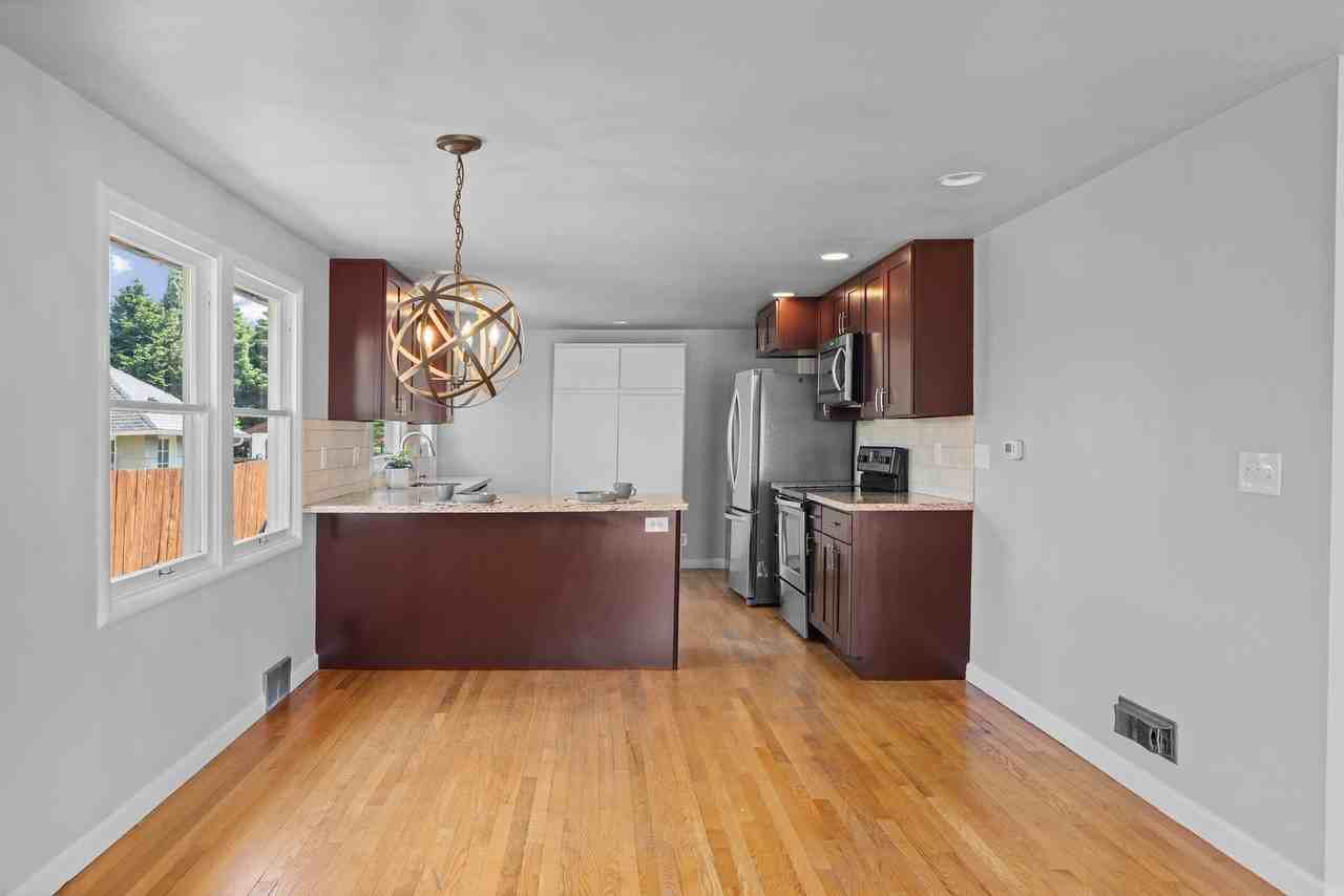 4810 N 25th St - Photo 6 of 41