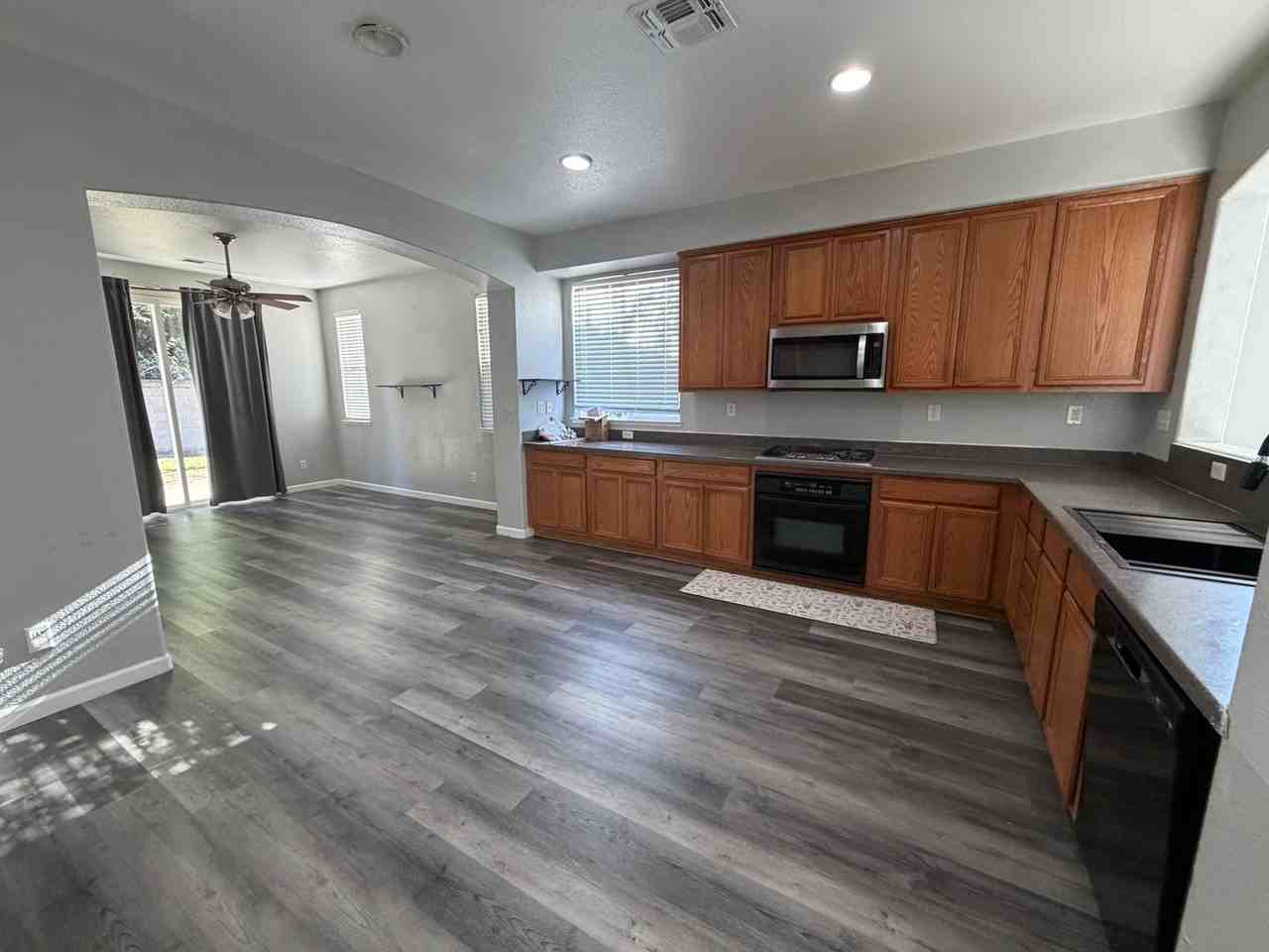 3656 Libby Ln - Photo 7 of 15