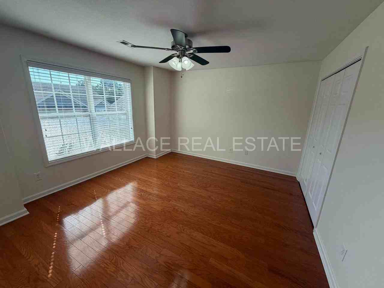 8852 Carriage House Way - Photo 2 of 13