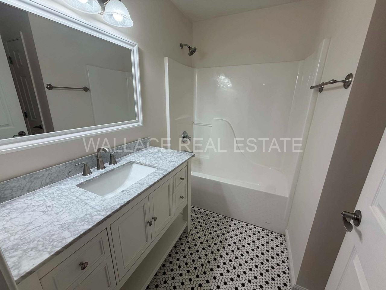 8852 Carriage House Way - Photo 3 of 13