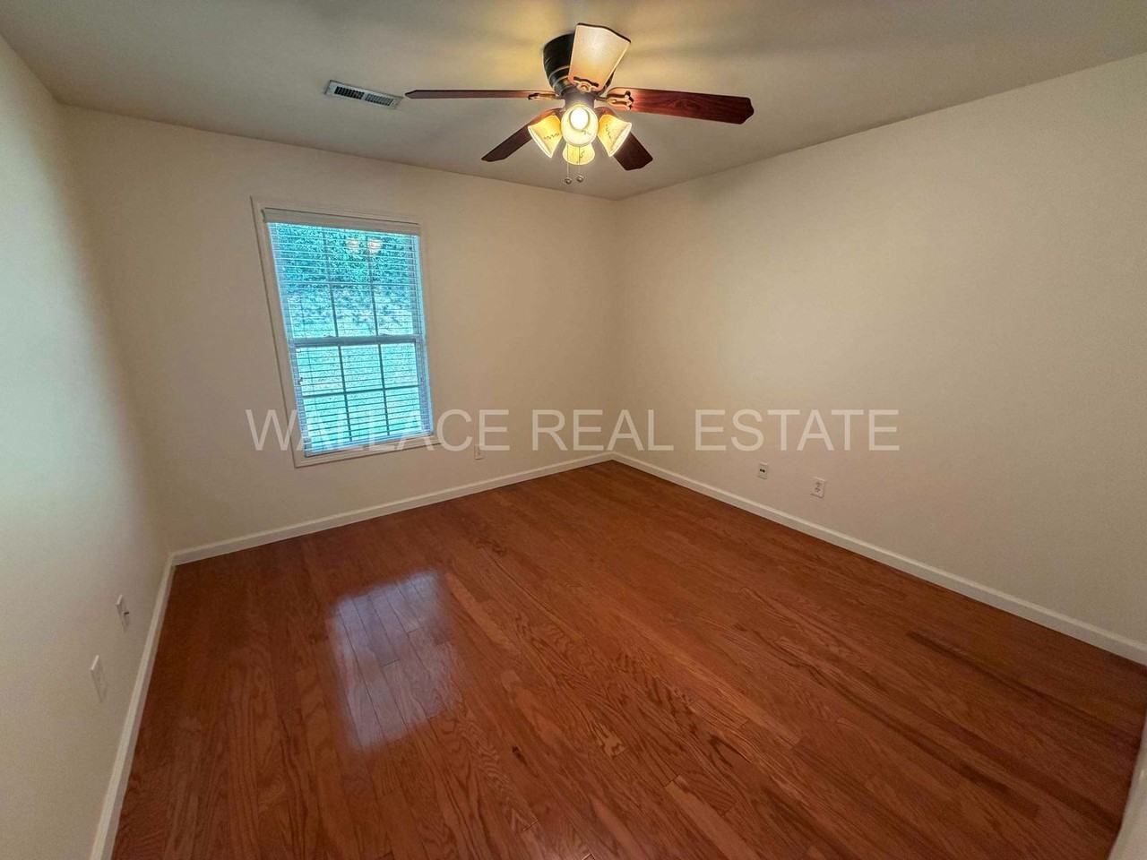 8852 Carriage House Way - Photo 4 of 13