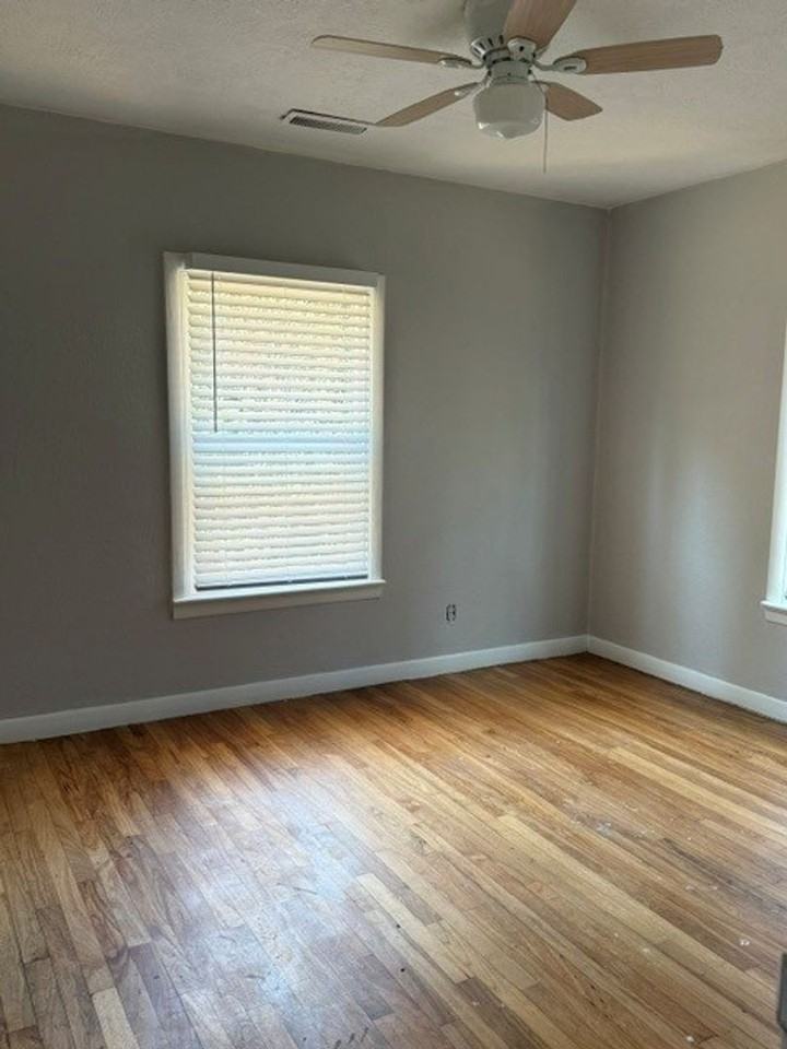 1690 Longview Way Nw - Photo 7 of 9