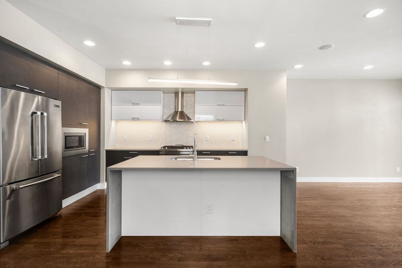 1751 W 40th Ave - Photo 2 of 37