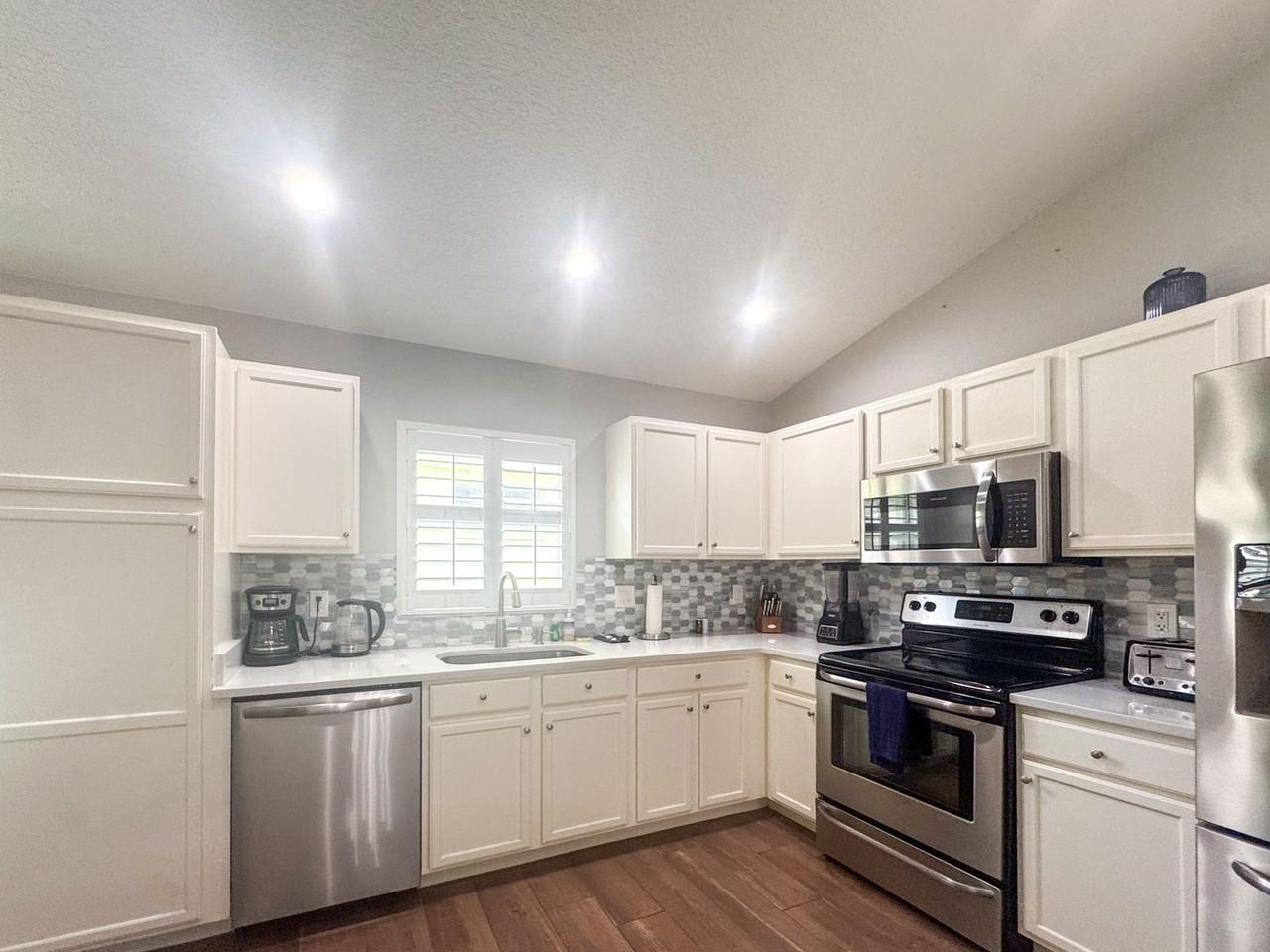 2818 Long Leaf Pine St - Photo 6 of 26