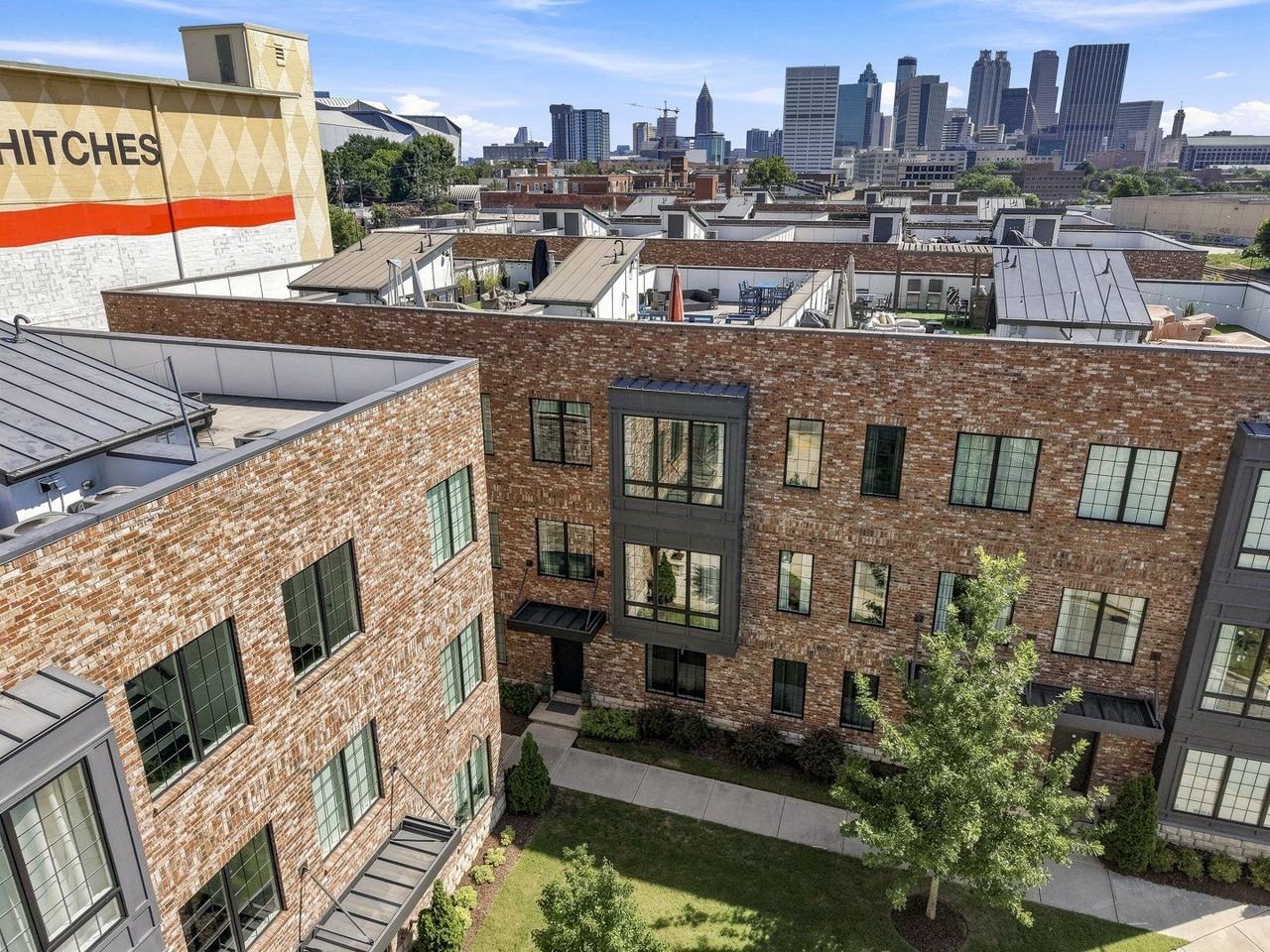 285 Castleberry Hill Walk Sw - Photo 2 of 37