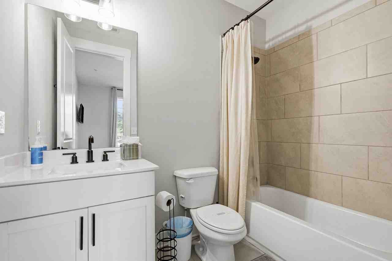 285 Castleberry Hill Walk Sw - Photo 7 of 37