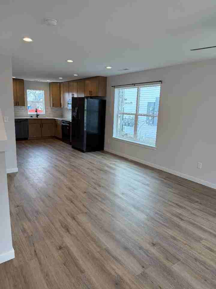 1108 Ellis Townhomes - Photo 3 of 9