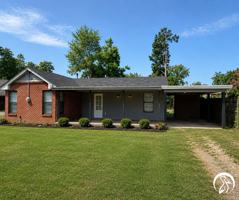 featured image of 4011 Whites Ferry Rd