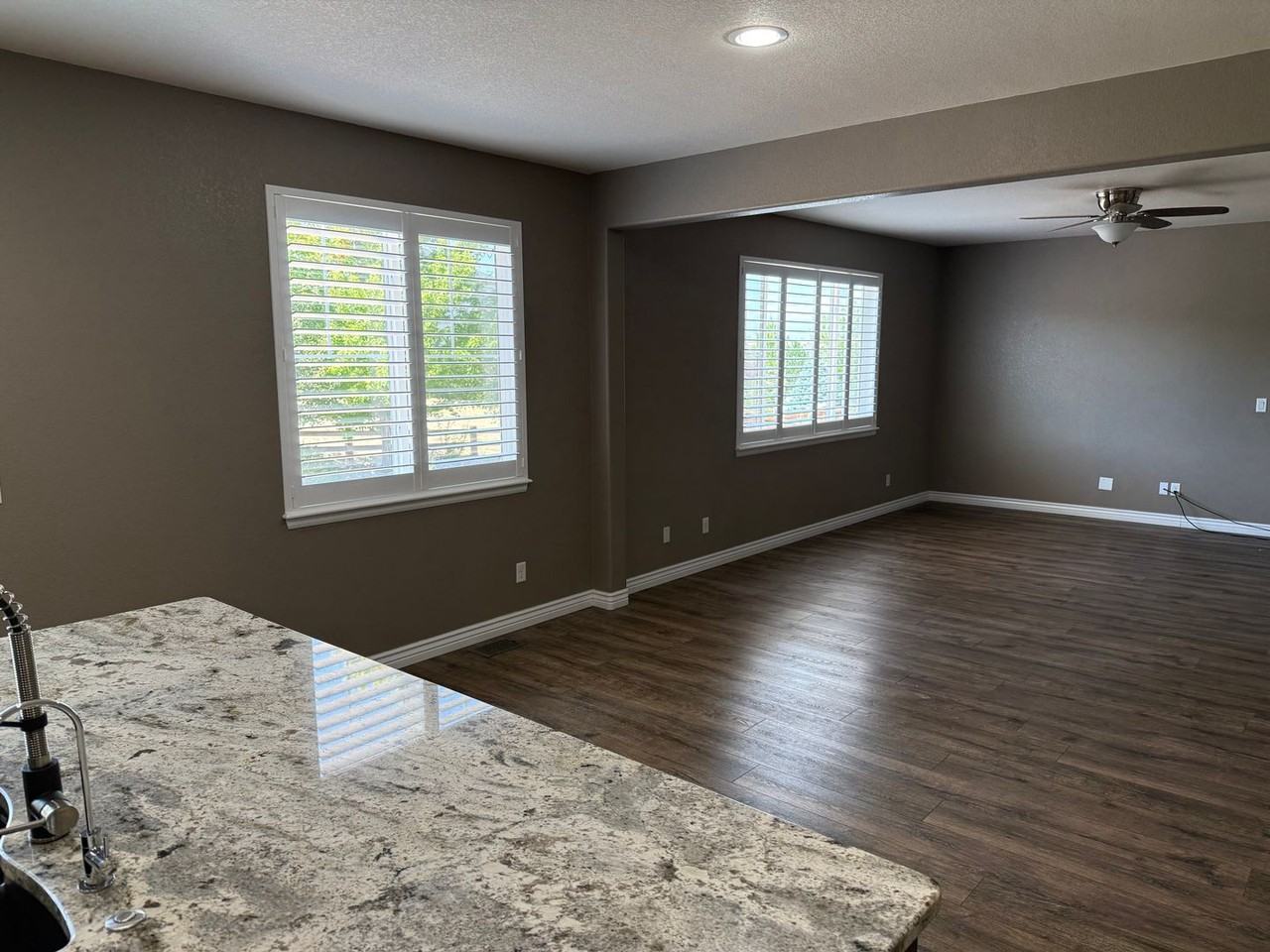 25084 E Pinewood Pl - Photo 7 of 27