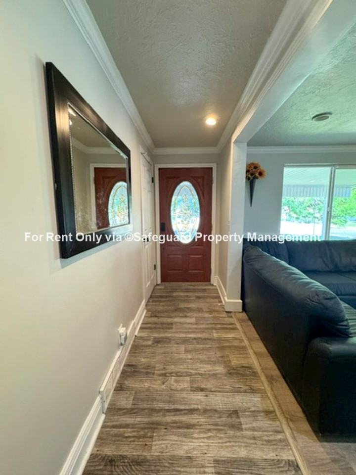 7514 S 2540 W - Photo 3 of 30