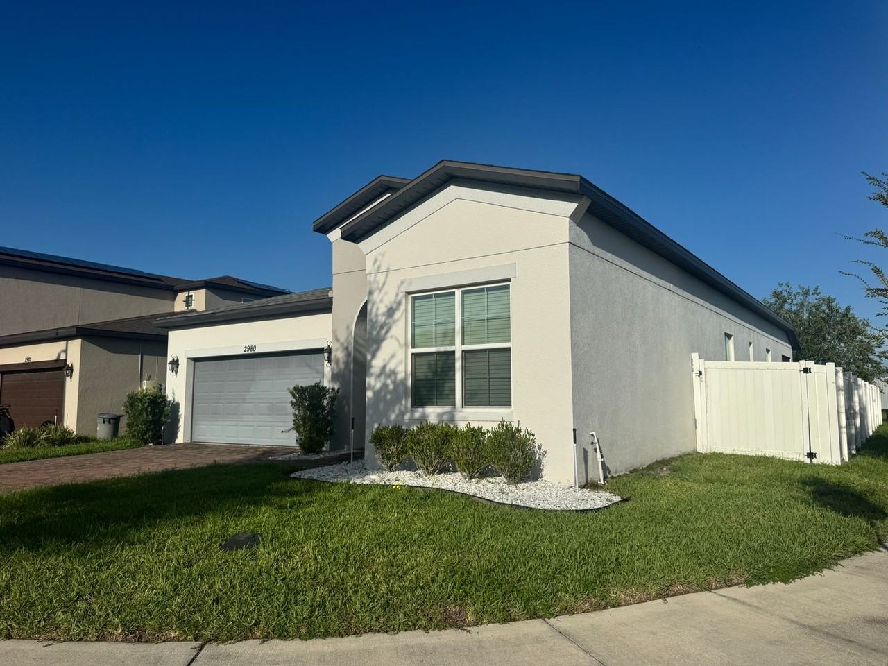 2980 Scarlett Dr - Photo 2 of 23