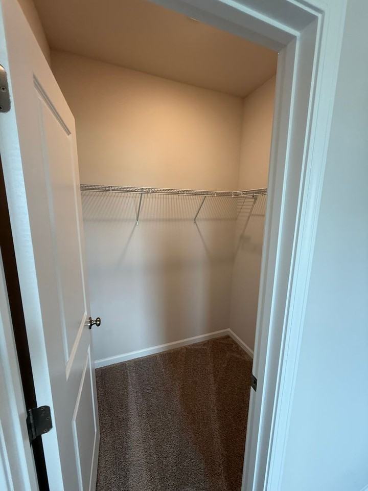 618 Standard Ave - Photo 3 of 17