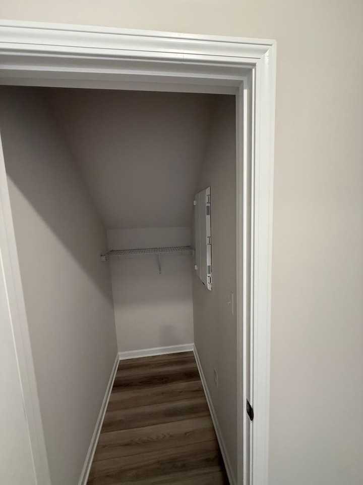 618 Standard Ave - Photo 6 of 17