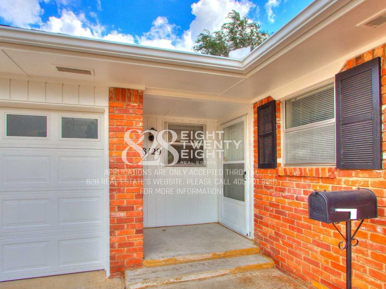 8129 Nw 28th Ter - Photo 5 of 38