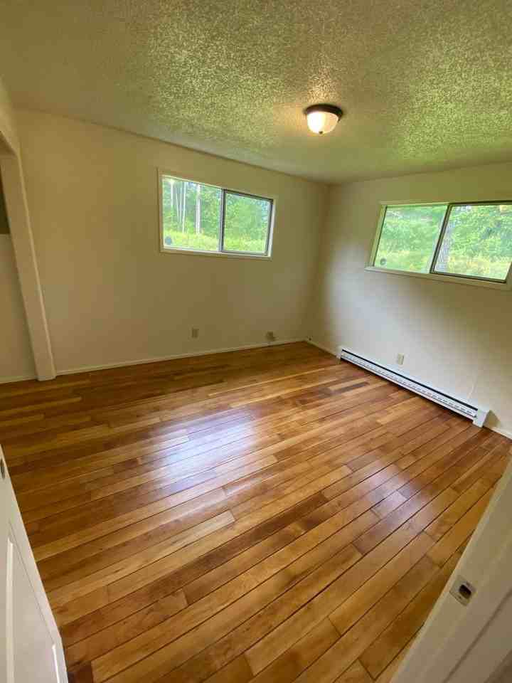 2915 Cooper Point Rd Nw - Photo 4 of 6