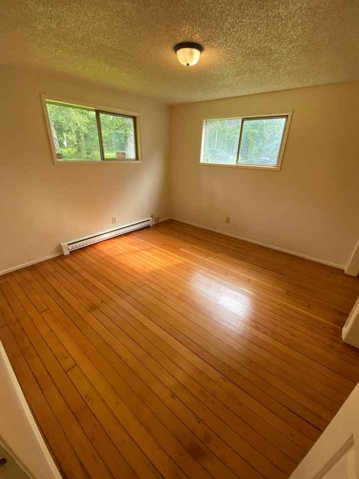 2915 Cooper Point Rd Nw - Photo 5 of 6