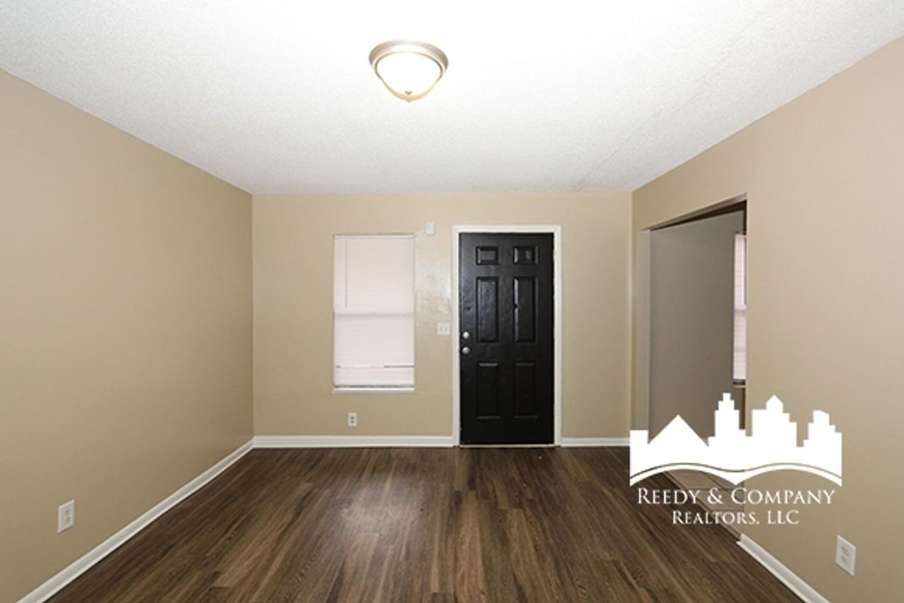1616 Winston Dr - Photo 5 of 18