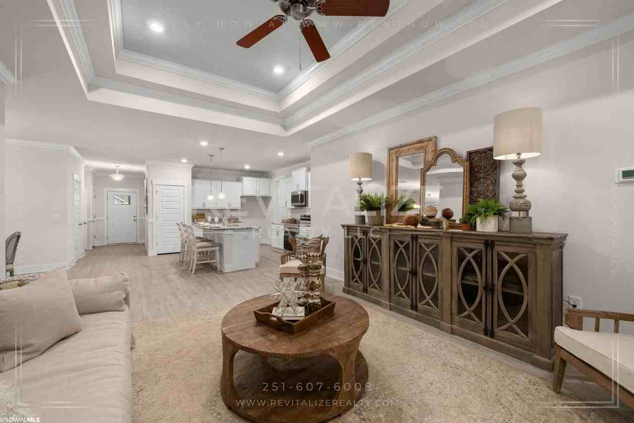 1118 Pheasant Cir - Photo 3 of 20