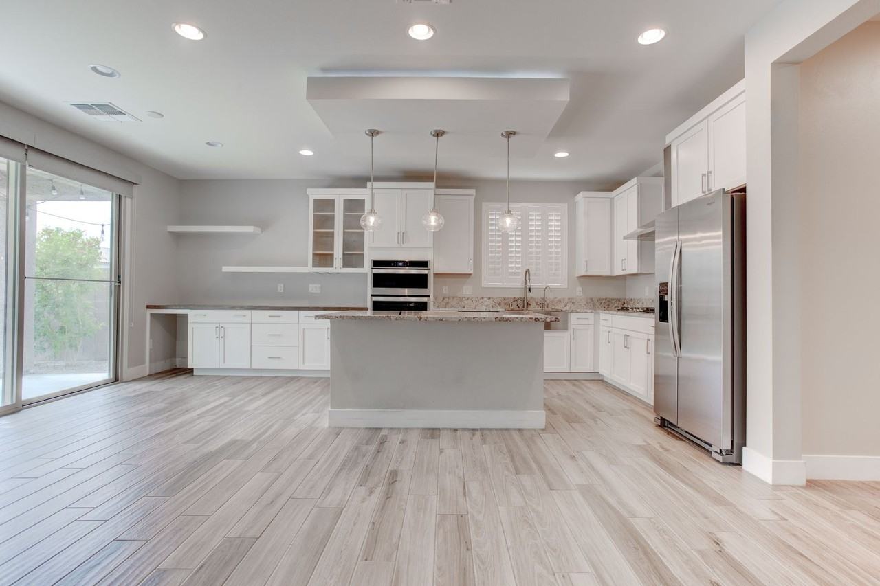 9020 Nopah Peak Ct - Photo 2 of 38