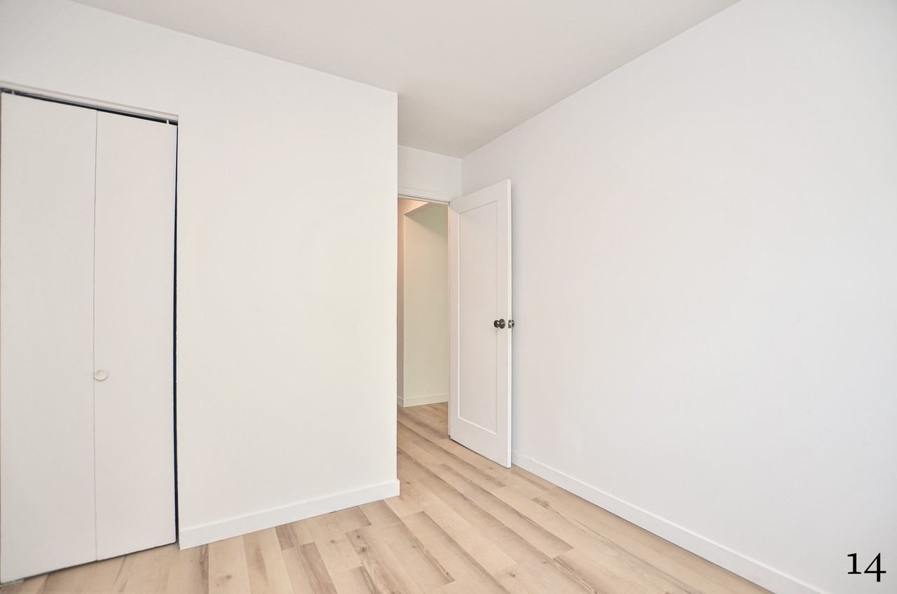 6395 Rue Villeneuve #4 - Photo 2 of 18