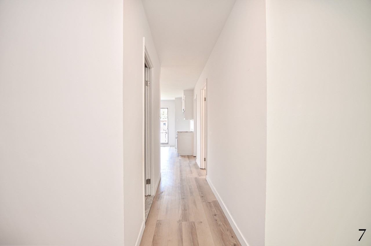6395 Rue Villeneuve #4 - Photo 6 of 18