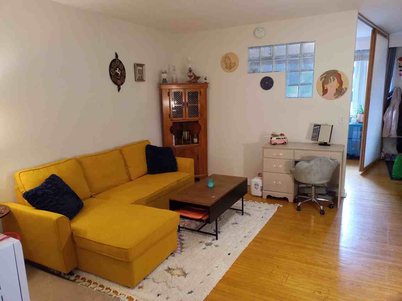 2217 Dundas Street West - Photo 3 of 11
