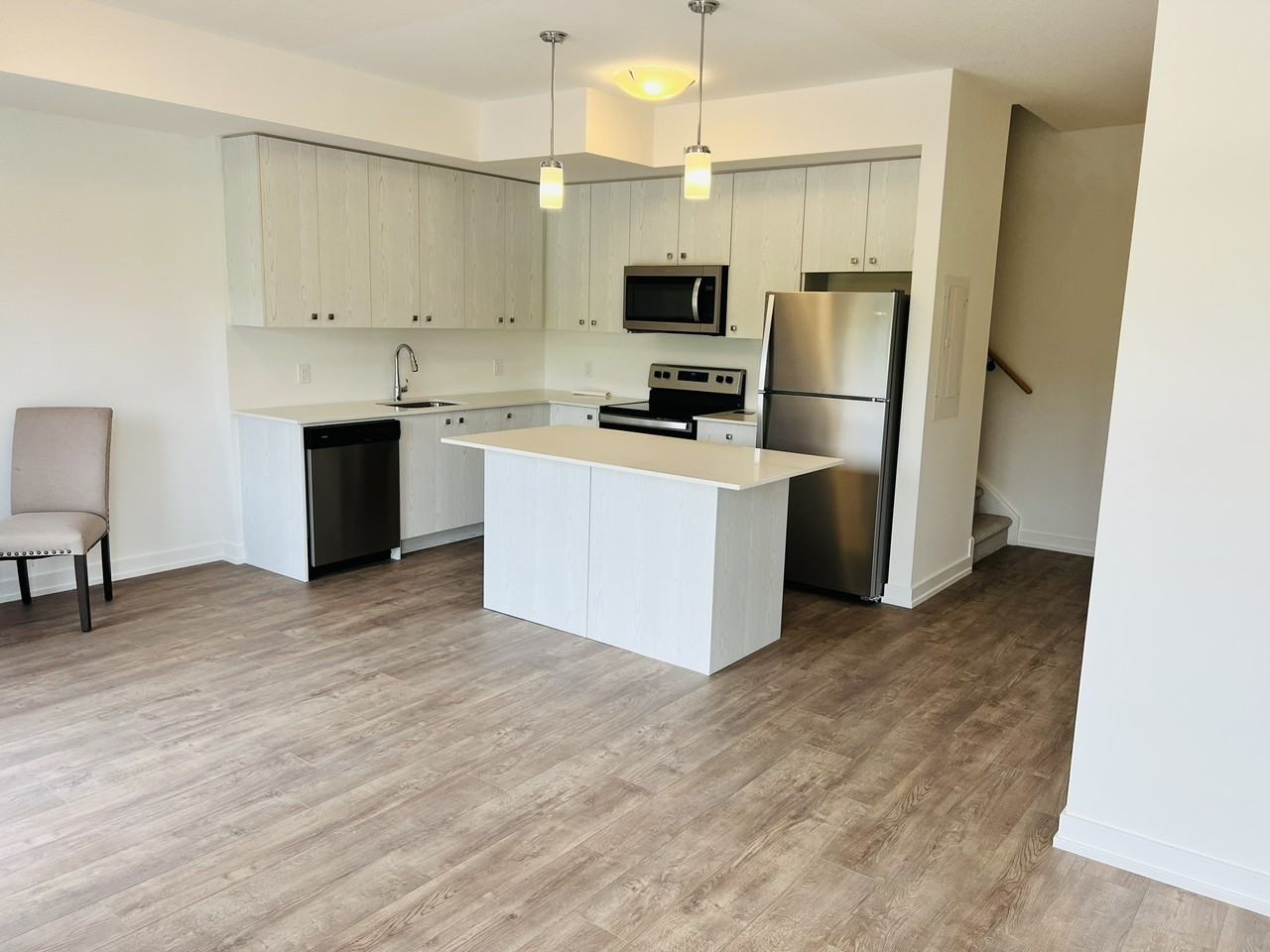 20 Palace St - Photo 2 of 8