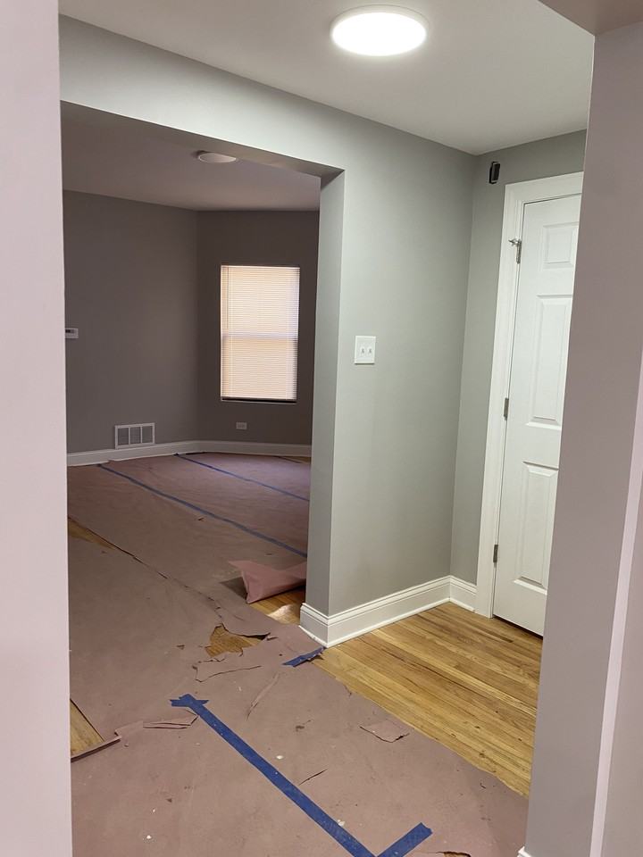 7836 South East End Avenue - Photo 4 of 10