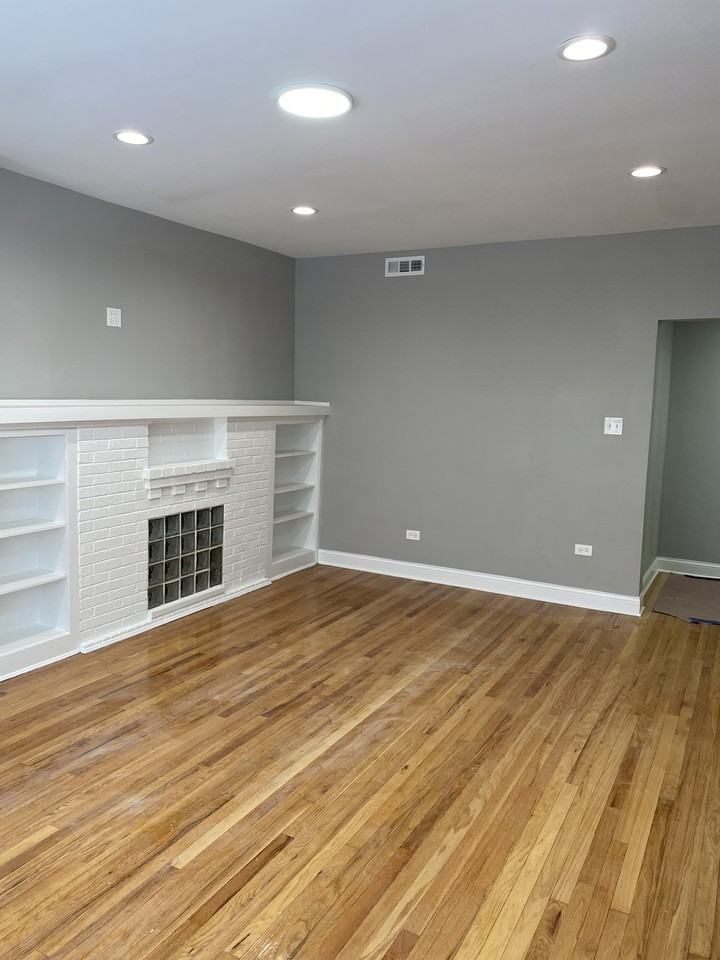 7836 South East End Avenue - Photo 2 of 10