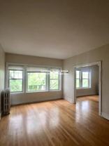 908 Reba Place #3N - Photo 1 of 1